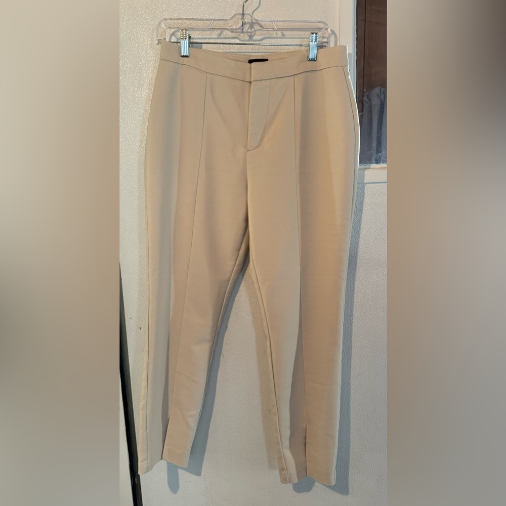Crosby straight leg Beige Trousers with ankle slit Size 8